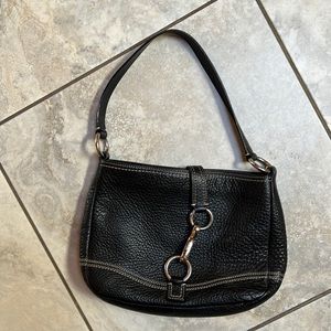 Coach Pebbled Lined BlkLeather Med bag. F13086 Gd. Condition. 11.5"c x 9.5"